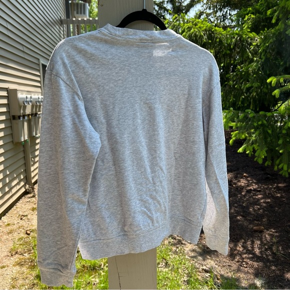 Nike Women's Gray Sweatshirt - Picture 2 of 4